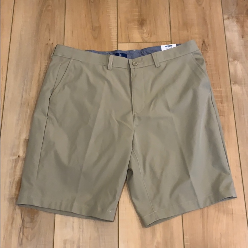 NWT Moisture Wicking Khaki Shorts